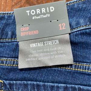 NWT torrid crop boyfriend